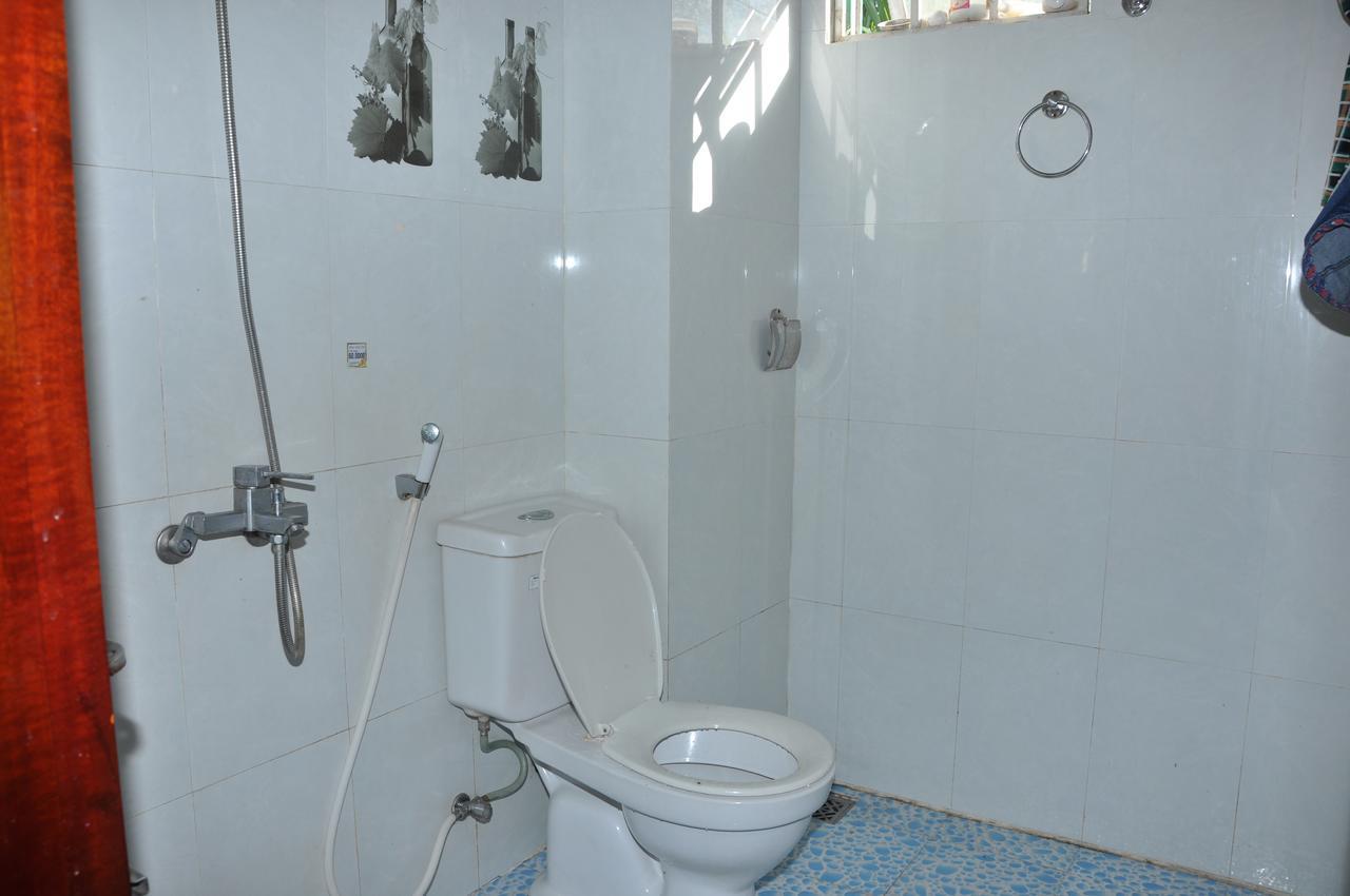 Queen Homestay Хюэ Экстерьер фото